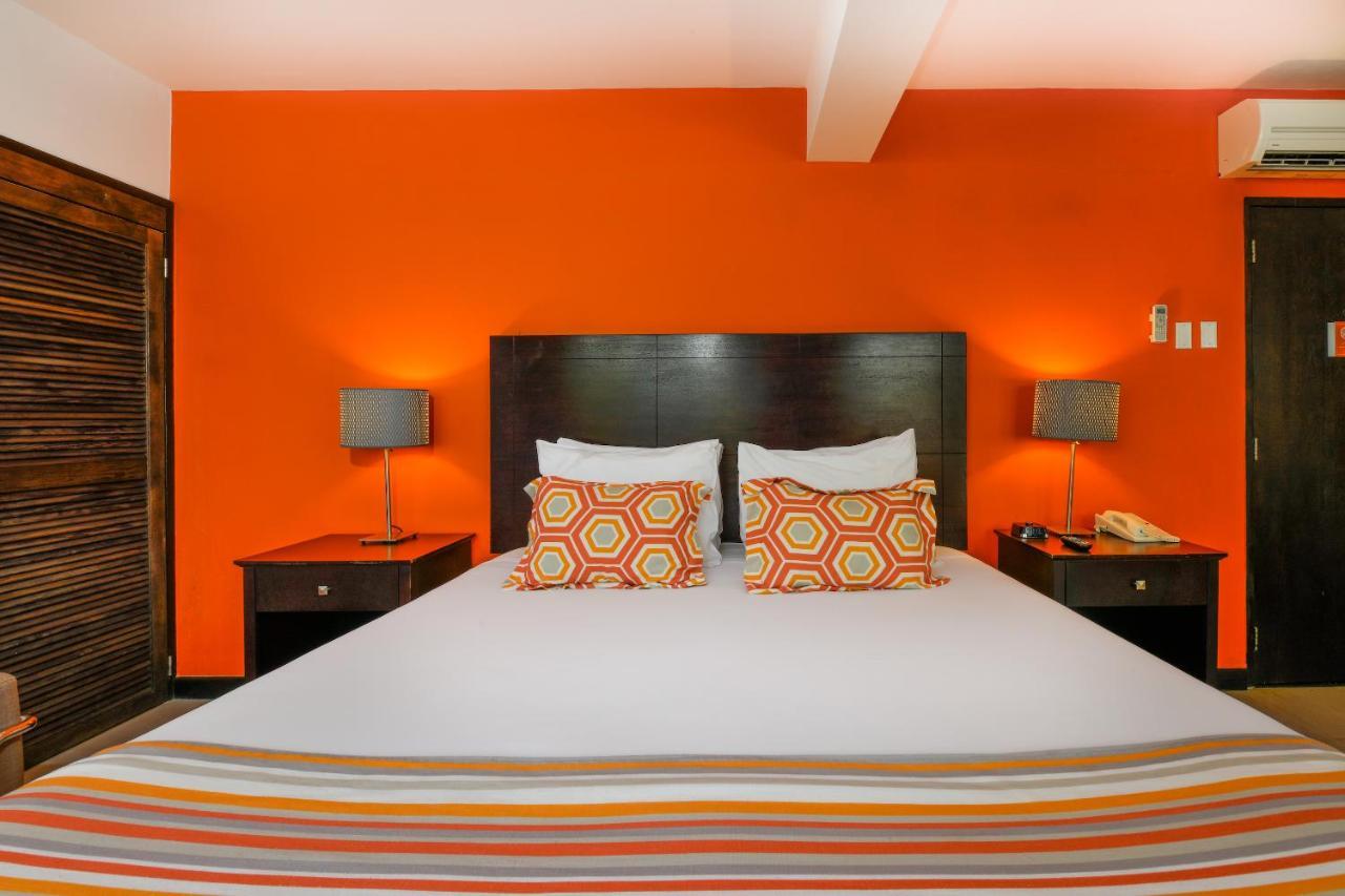 Talk Of The Town Beach Hotel & Beach Club By Gh Hoteles Ораньєстад Екстер'єр фото
