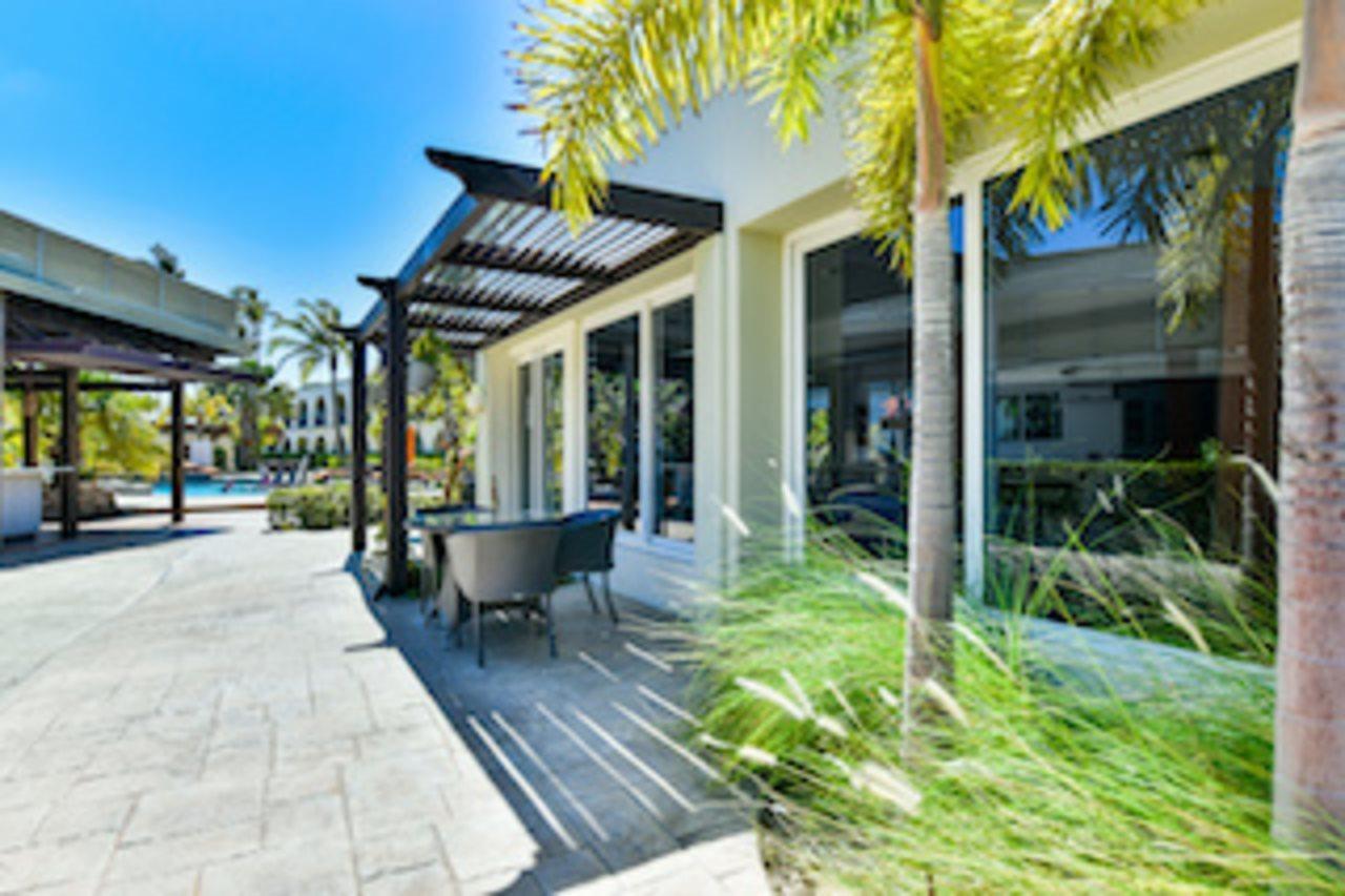 Talk Of The Town Beach Hotel & Beach Club By Gh Hoteles Ораньєстад Екстер'єр фото
