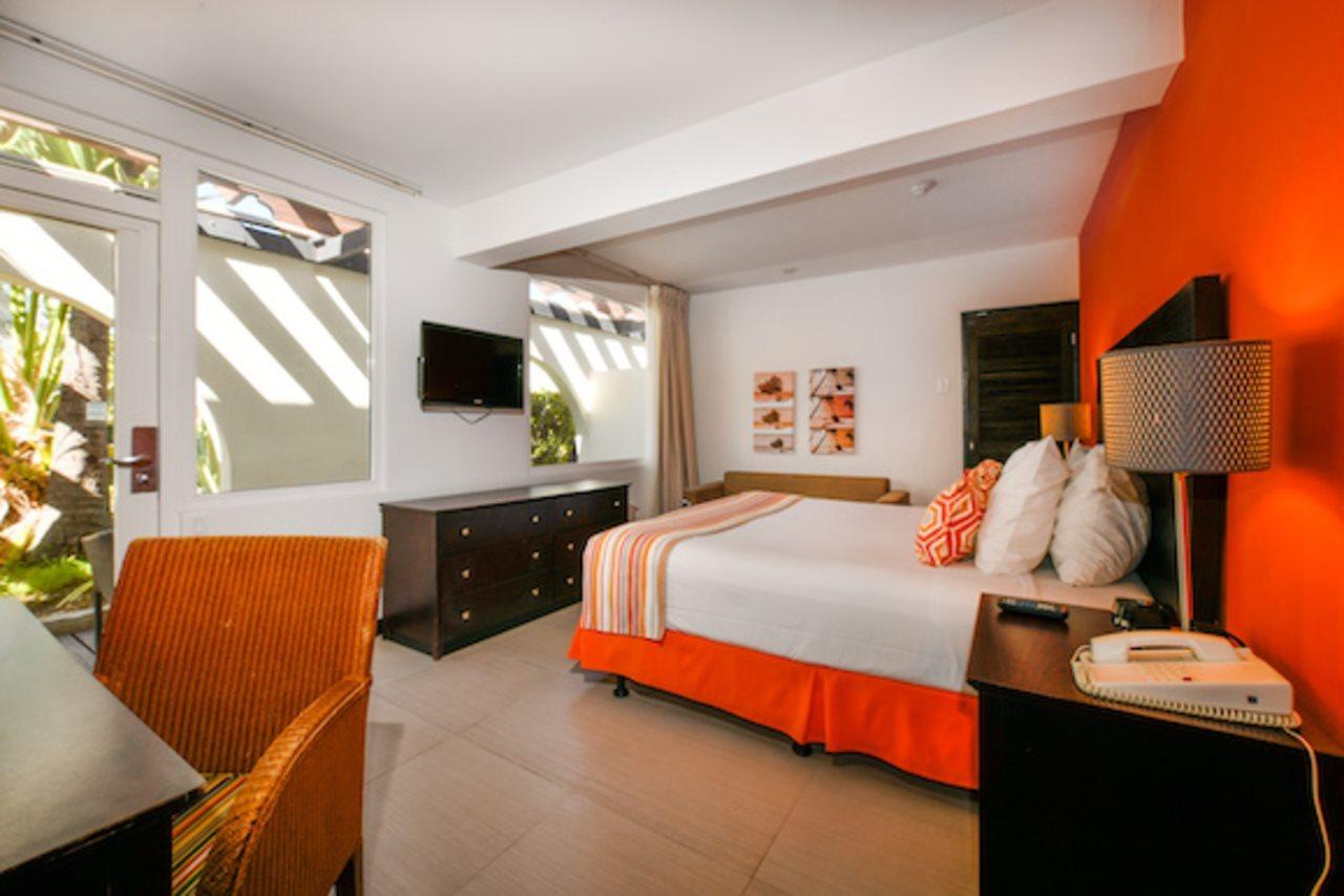 Talk Of The Town Beach Hotel & Beach Club By Gh Hoteles Ораньєстад Екстер'єр фото